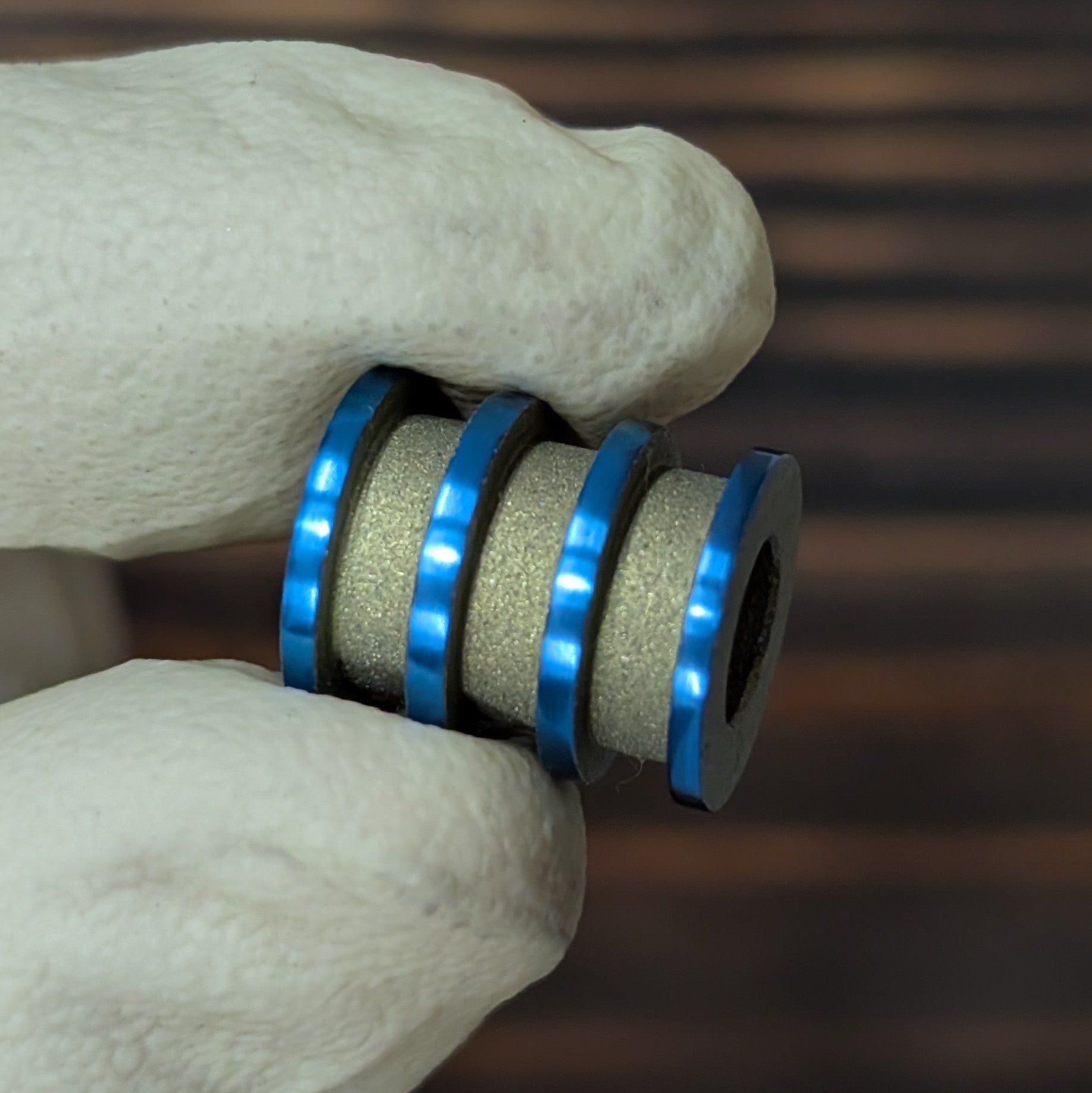Grooved Four-Fin REACTOR Titanium Paracord Bead