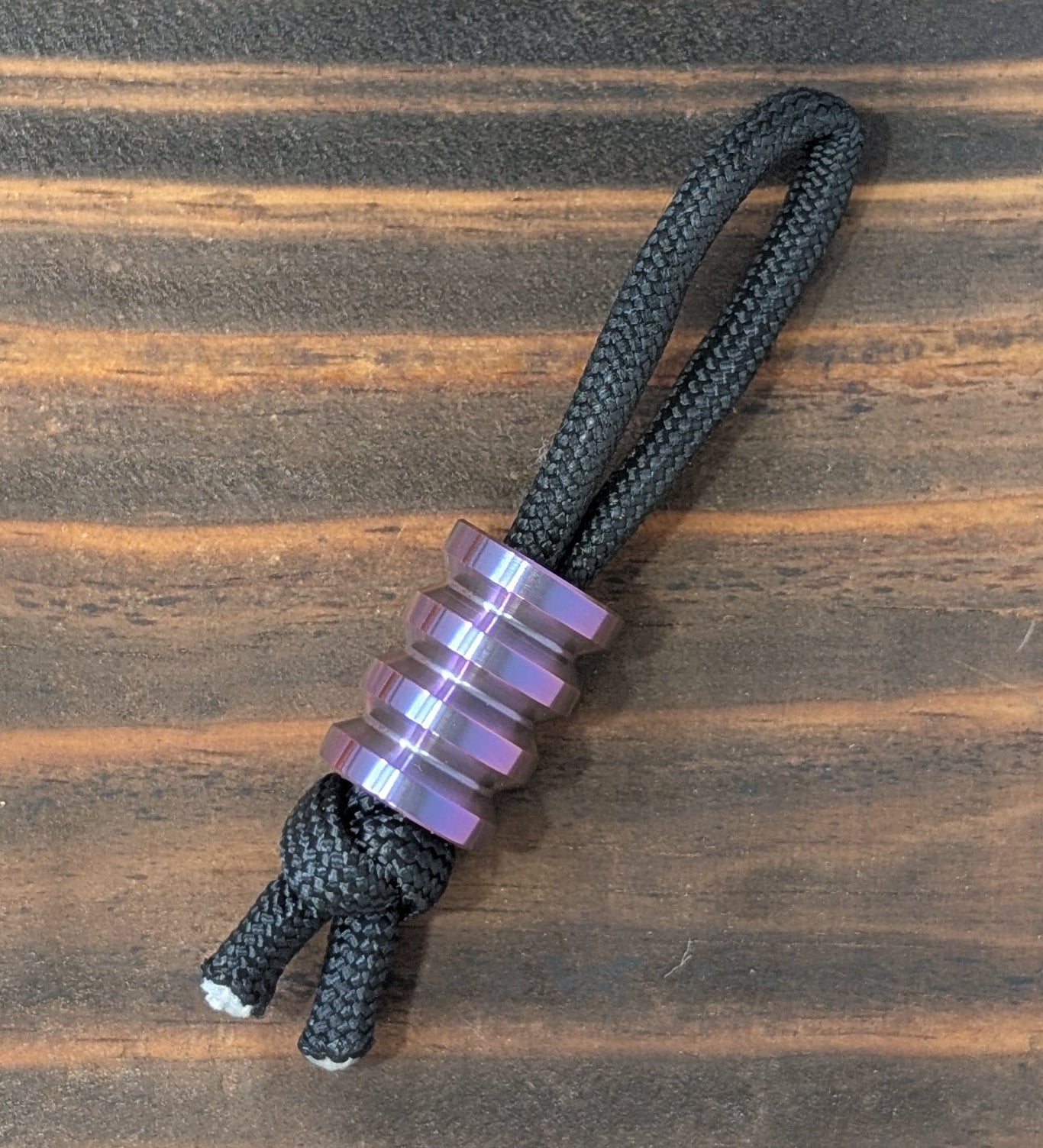 Grooved Titanium Paracord Bead