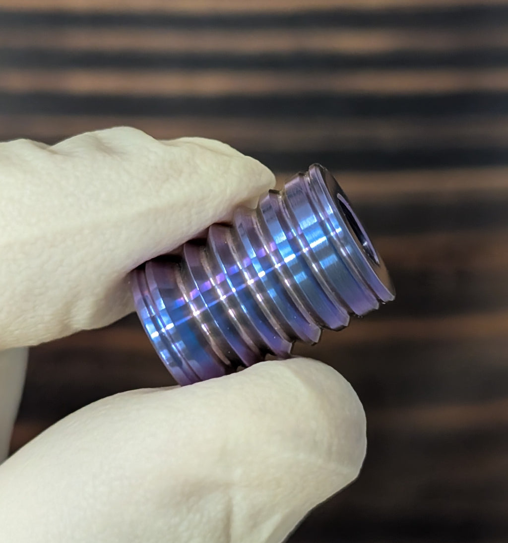 Graduated Groove Titanium Paracord Bead